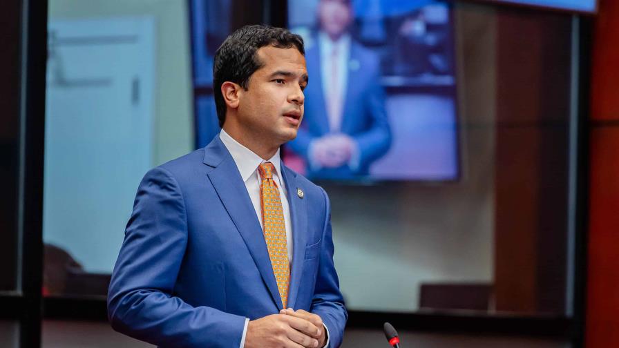 Omar Fernández pide tomar medidas ante posible impacto en el país de conflicto en Medio Oriente