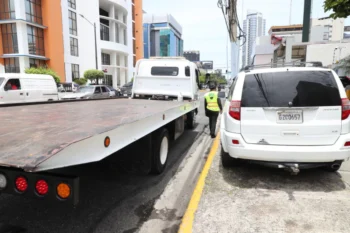 A partir del 4 de agosto, infractores pagarán RD$5,000 por mal estacionamiento en el DN