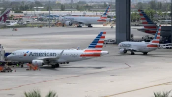 Avión se incendia antes de despegar en Denver