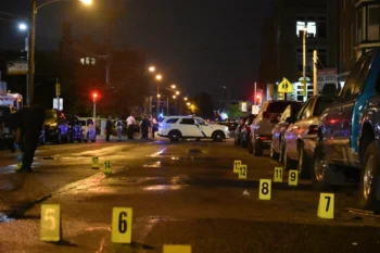 Tres muertos y 10 heridos tras tiroteo en fiesta callejera en Filadelfia