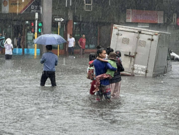 Al menos 12 muertos y miles de evacuados tras fuertes lluvias en Filipinas