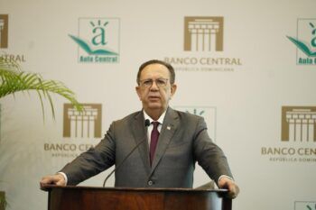 BCRD concluye su XI Diplomado interno de economía y finanzas para personal de la institución