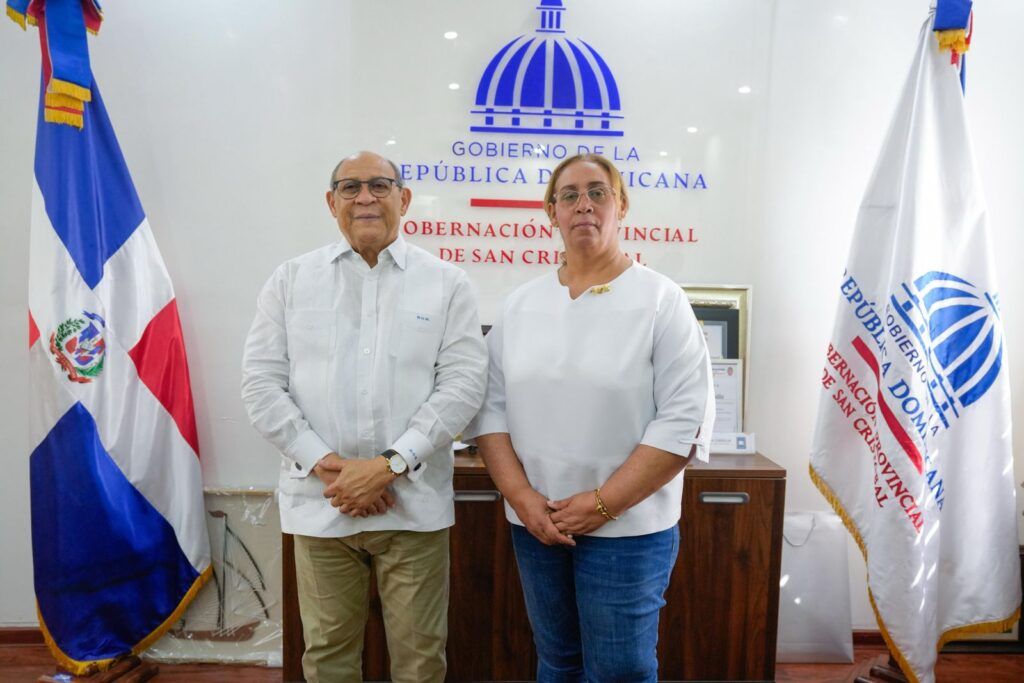 Santos Badía dice gobierno reafirma compromisos con San Cristóbal