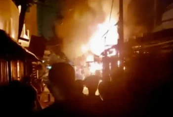 Ocho muertos tras incendio en un edificio de apartamentos en Vietnam
