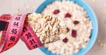 Cómo ayuda la avena a bajar de peso