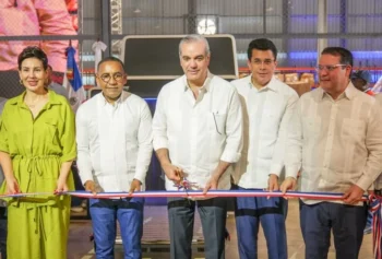 Abinader inaugura en el AILA nueva terminal courier para manejo de mercancía comprada por internet