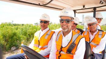 Ministro Joel Santos supervisa, junto al Gabinete Eléctrico, construcción
