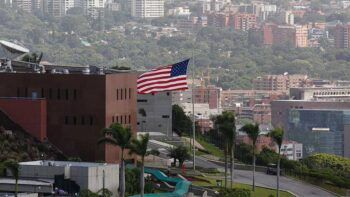 EE. UU. emite alerta máxima y pide no viajar a Venezuela