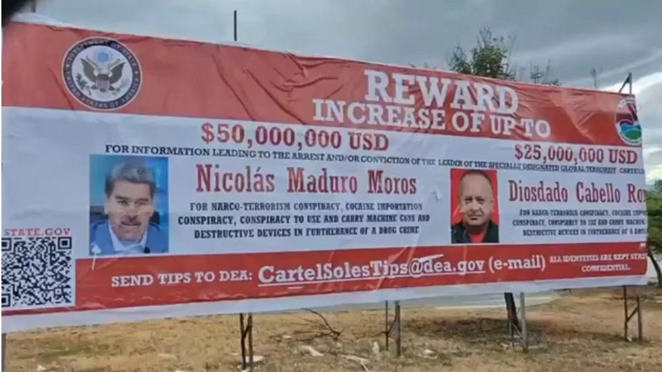 Valla con ‘recompensa’ por Maduro y Cabello aparece en la frontera de Colombia con Venezuela