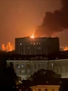 Dron ucraniano provocó un incendio cerca del “palacio de Vladimir Putin”