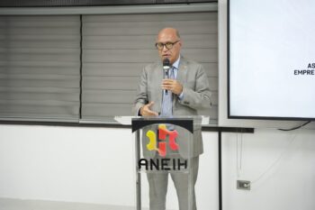 ANEIH pide a la Junta Monetaria reducir tasas de interés tras decisión de la Fed