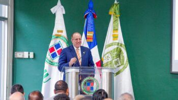 Magín Díaz: RD vive un momento de estabilidad macroeconómica sólida y sostenible