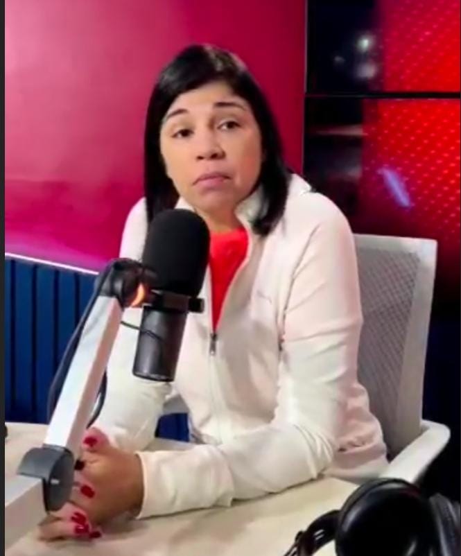 Ana Simó se declara enemiga de este gobierno