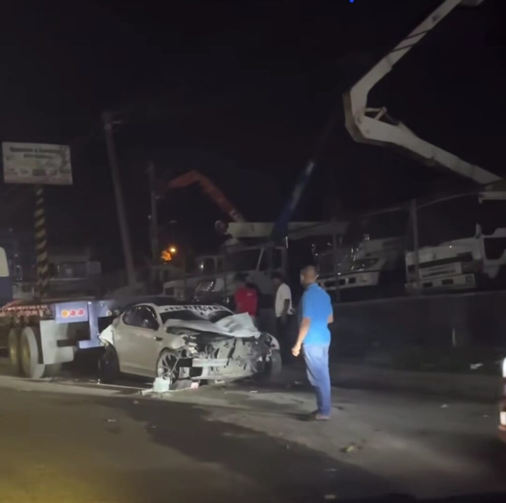 Dos muertos y 4 heridos tras accidente en la autopista Duarte