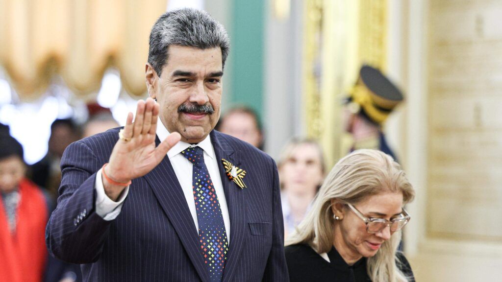 El 70 % de los venezolanos rechaza a Maduro