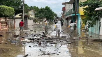 Lluvias dejan 64 muertos y 65 desaparecidos en México