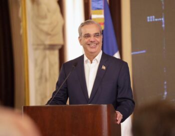 Presidente Abinader: Con este acuerdo nace el Centro de Excelencia en Inteligencia Artificial (CEIA)