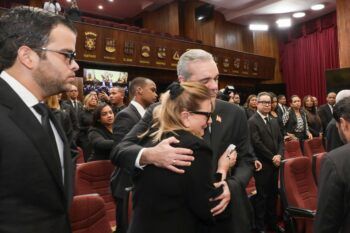 Presidente Abinader asiste a honras fúnebres de dirigente político Vicente Sánchez Baret