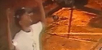 Hombre clama a Dios antes de robar motocicleta en SFM