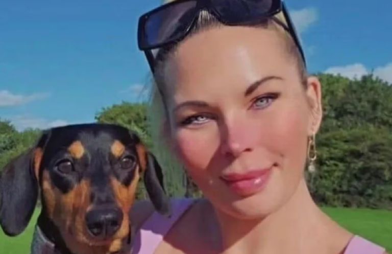 Mujer fue devorada por sus perros salchicha