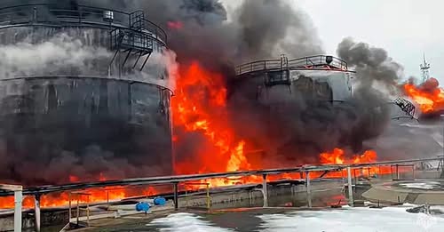 Ucrania lanza ataque a una de las principales refinerías de crudo de Rusia