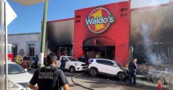 Al menos 23 muertos tras incendio en una tienda en México