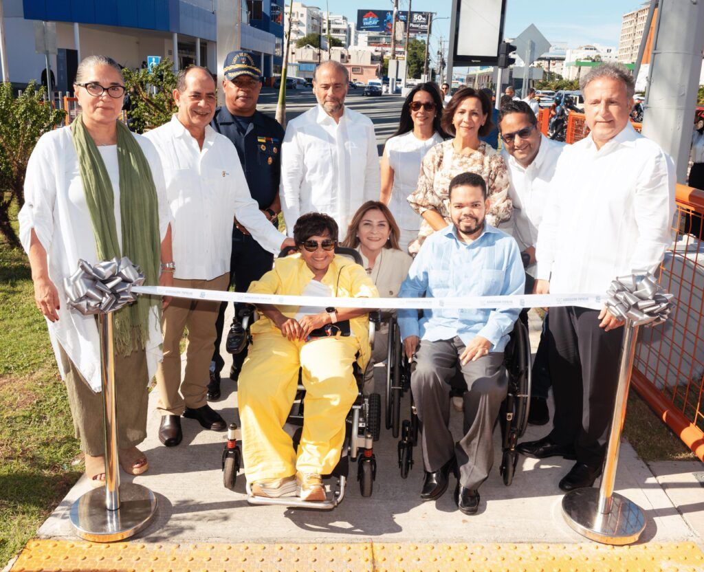 APAP y ADN rehabilitan accesos inclusivos de la 27 de Febrero con Churchill