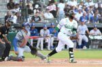 Las Estrellas blanquean 4-0 al Licey