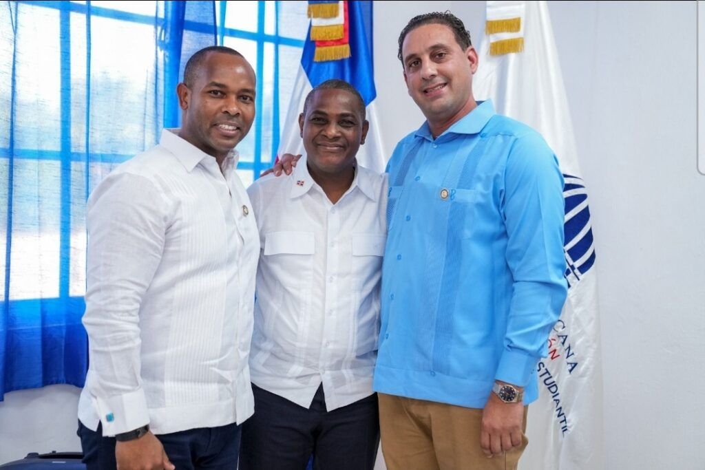 El INABIE juramenta nuevos encargados de sus oficinas regionales de Montecristi y Dajabón