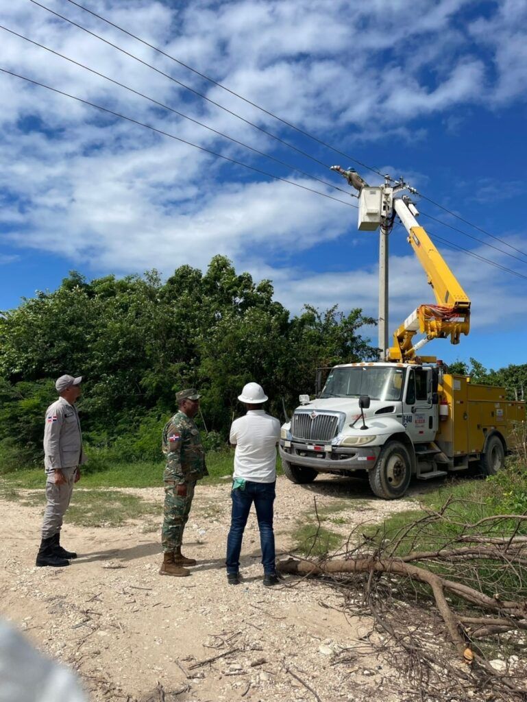 Edesur desmantela más de 70 conexiones ilegales en Pedernales