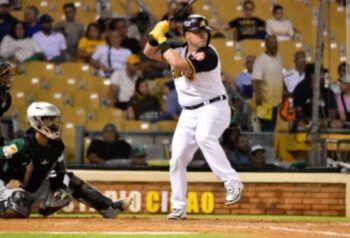 Las Águilas siguen invencibles