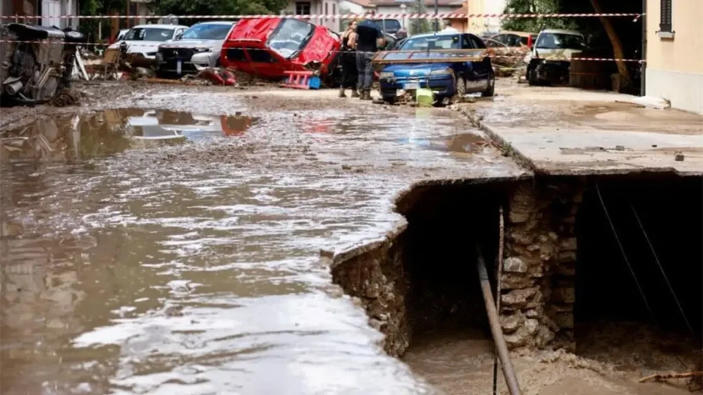 Dos desaparecidos tras intensas lluvias en el norte de Italia
