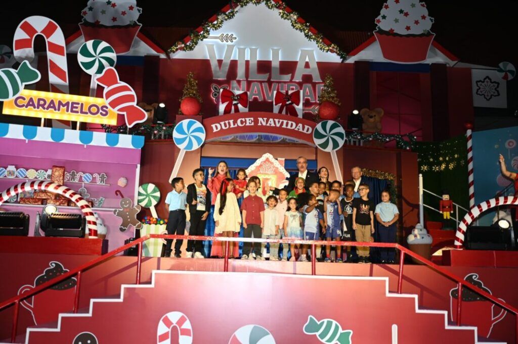 Abinader inaugura Villa Navidad