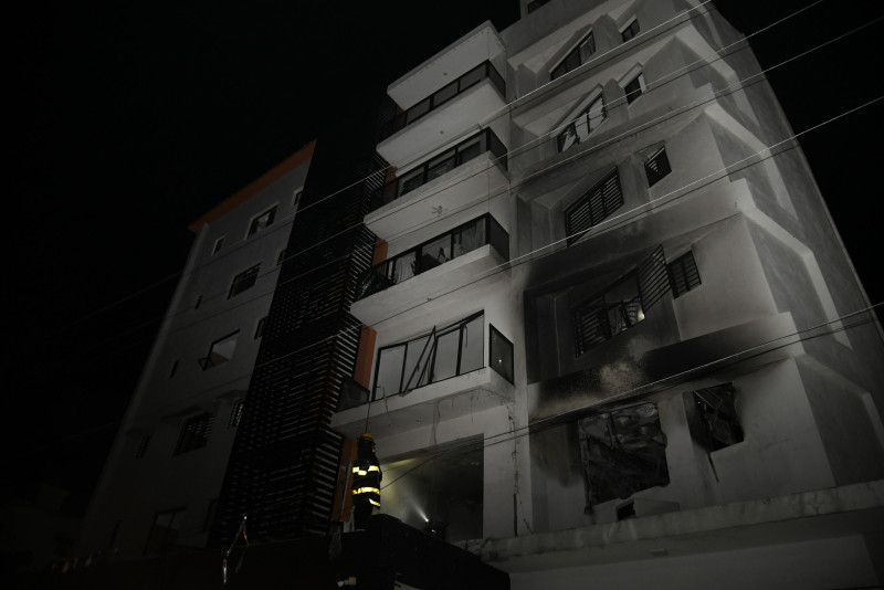 Varios heridos tras explosión en edificio de Villa Marina en SD