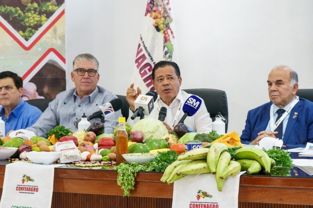 CONFENAGRO respalda llamado del Clúster del Limón