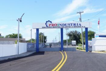 Abinader transfiere fondos para construcción de dos nuevas naves industriales en San Juan de la Maguana