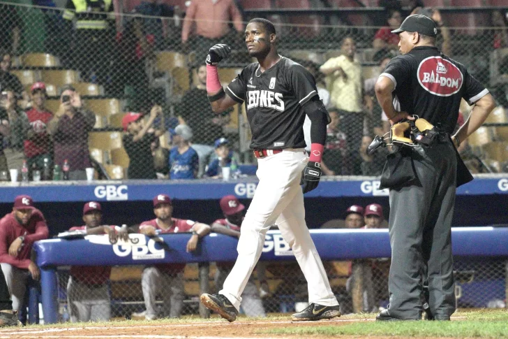 Escogido sigue invicto en el Round Robin tras derrotar a los Gigantes