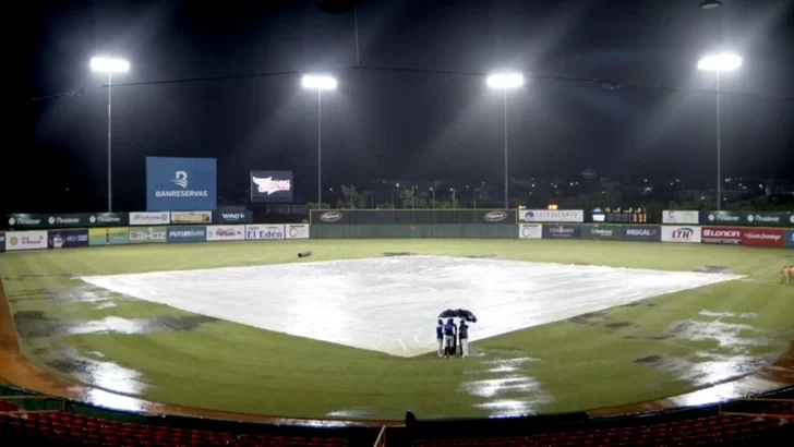 Lluvia obliga a posponer juego Licey–Toros