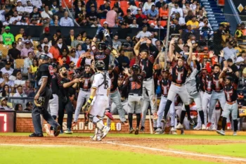 Águilas caen ante Toros por la mínima