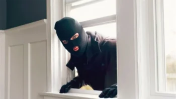 Ladrón se burla de su víctima con una nota