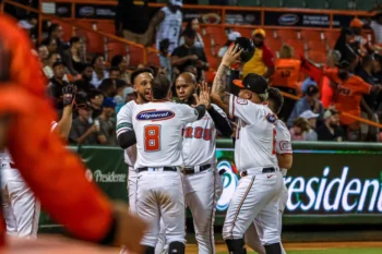 Toros derrotan a los Gigantes en inicio del round robin