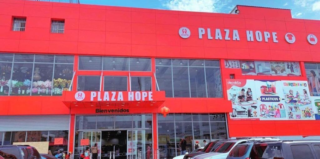 Al menos 13 tiendas chinas permanecen cerradas tras meses de intervención