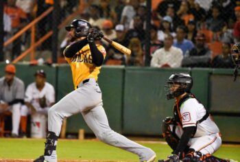 Águilas escalan a la segunda posición del Round Robin tras vencer a los Toros