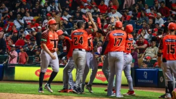 Toros detienen al Escogido