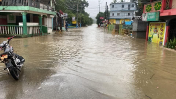 Más de 20 viviendas inundadas por lluvias en Sosúa