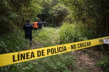 Hallan cadáver en descomposición en Pedro Brand