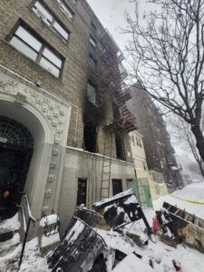 Muere dominicana tras incendio en el Bronx