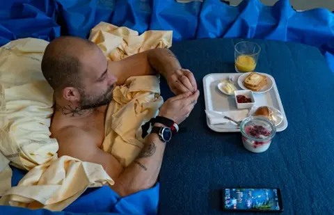 Ofrecen 5.000 euros a 10 voluntarios que aguanten 10 días acostados