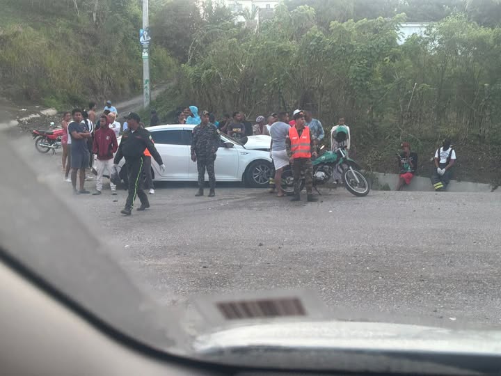 Accidente deja un muerto y dos heridos en la carretera Puerto Plata