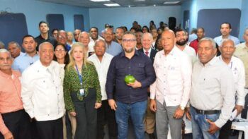 Gobierno construirá parque agroecológico del aguacate en Cambita Garabitos